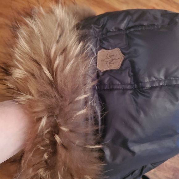 Mackage Winter Coat in Black, XS - Picture 9 of 9